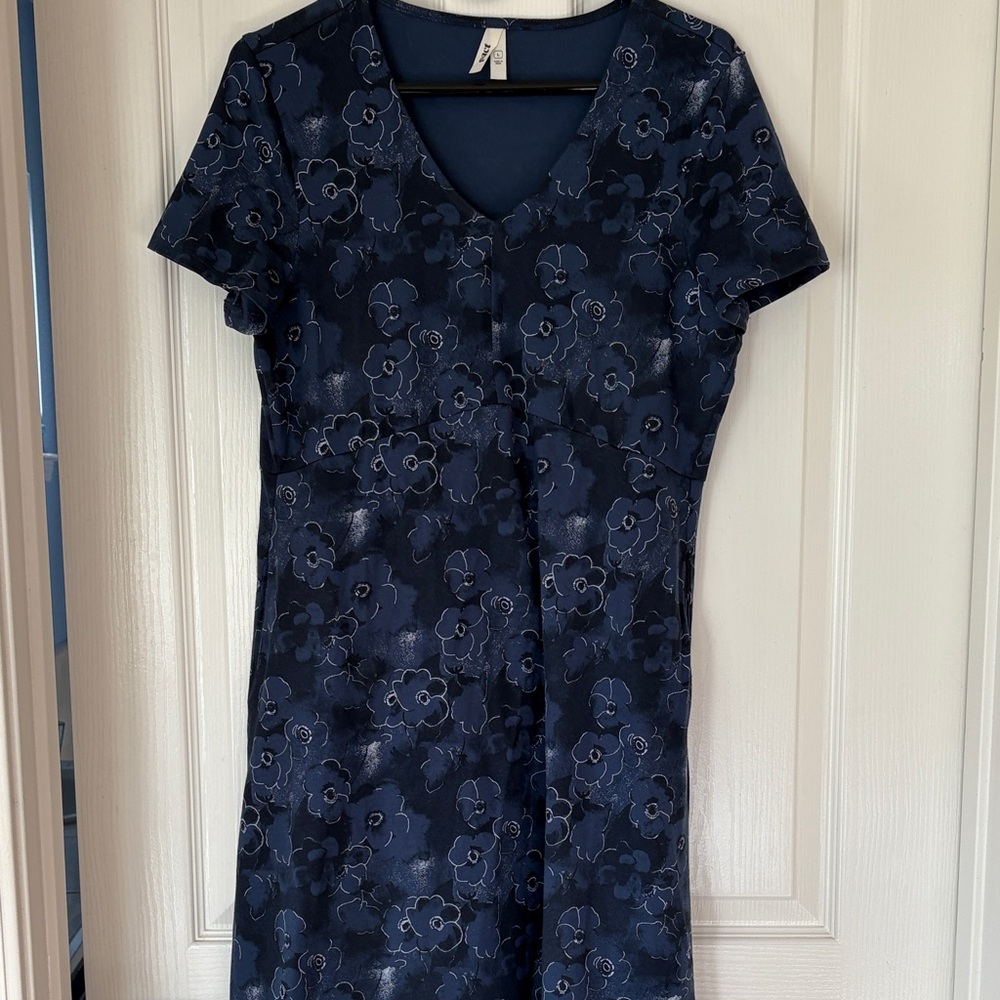 Pact Navy blue, black and white dress - Picture 2 of 4